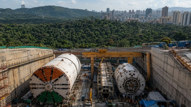 Έργο-μαμούθ στην Ινδία: Σκάβει γιγαντιαία δίδυμη σήραγγα 12 χλμ. κάτω από εθνικό πάρκο με 6 μετροπόντικες