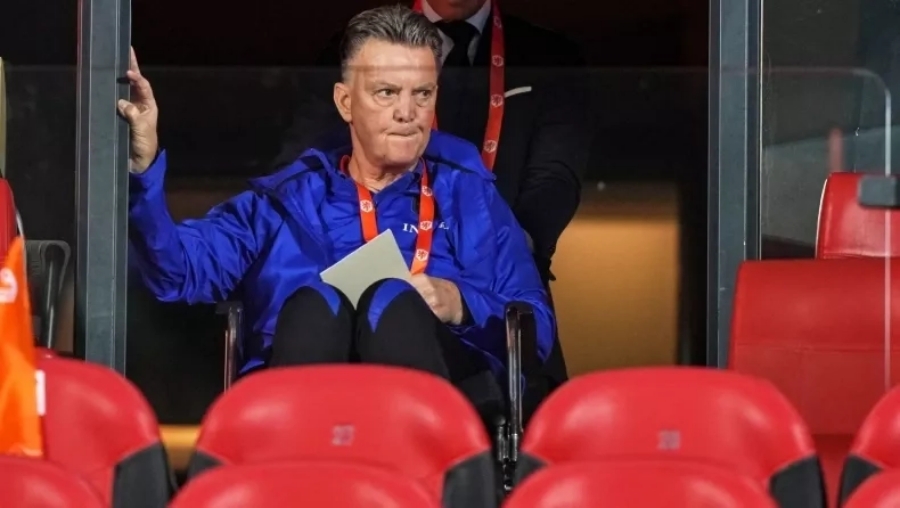 Συγκλονίζει ο Φαν Χάαλ: «Θα είναι θαύμα αν μπορέσω να ξαναπάω στην τουαλέτα μόνος μου»