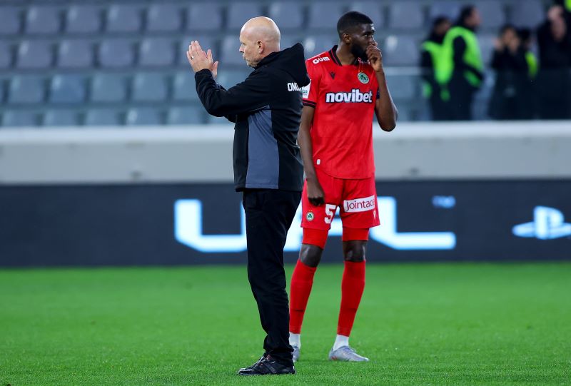 Οι λόγοι που εμφανίστηκαν οι μουρμούρηδες στα Σόσιαλ Μήντια… 