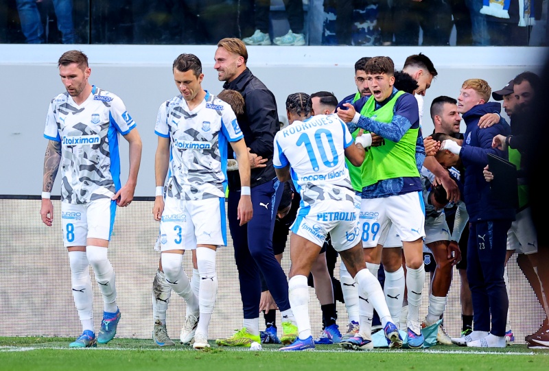 Γυρίζει το ματς σε ένα λεπτό ο Απόλλωνας! Τραγική αντίδραση από τον Οτσόα στο 2-1