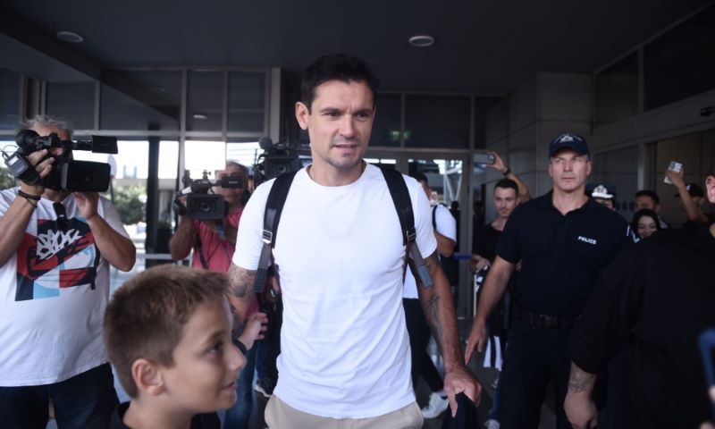 Φήμες για Λόβρεν... 