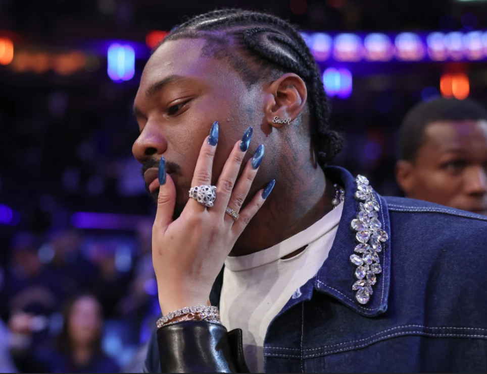 Μέσα σε έναν χρόνο έκανε τέσσερα παιδιά: Ο σταρ του NFL και σύντροφος της Cardi B σε νέο... ρεκόρ!