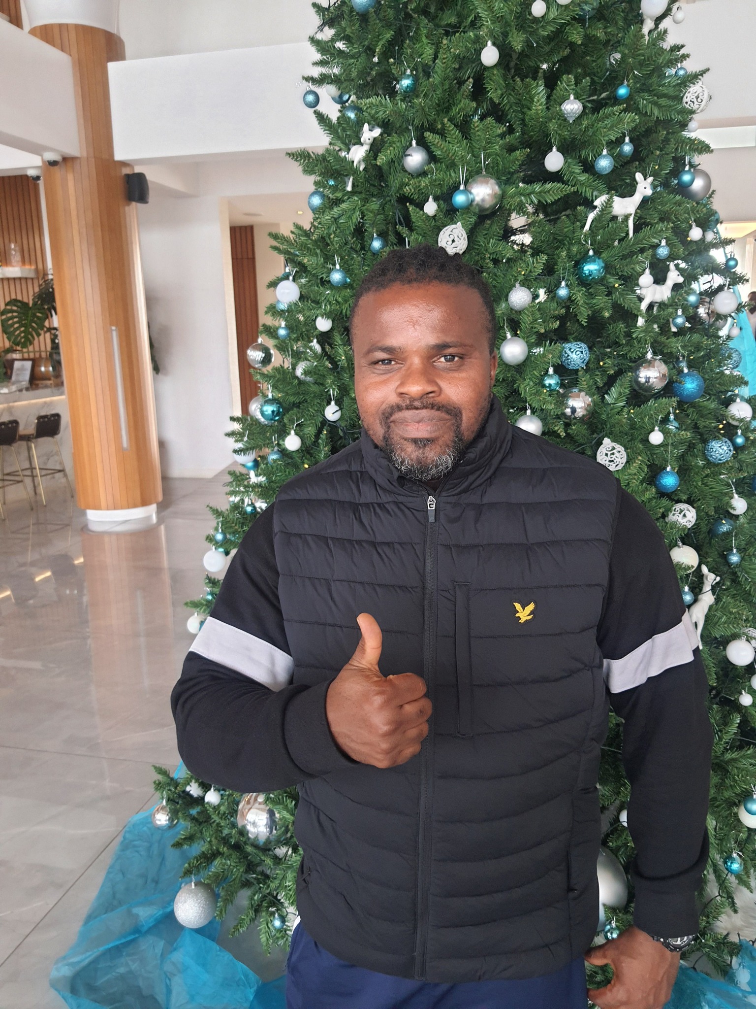 ΑΠΙΣΤΕΥΤΟ ΑΛΛΑ ΚΥΠΡΙΑΚΟ: 1 Δεκεμβρίου ήρθε, 9 Δεκεμβρίου ανανέωσε, 13 Δεκεμβρίου ΑΠΟΛΥΕΤΑΙ