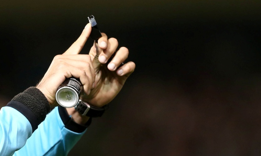 Στην αντεπίθεση οι διαιτητές: «Να ανακαλέσουν όσοι πλήττουν το κύρος της διαιτησίας»