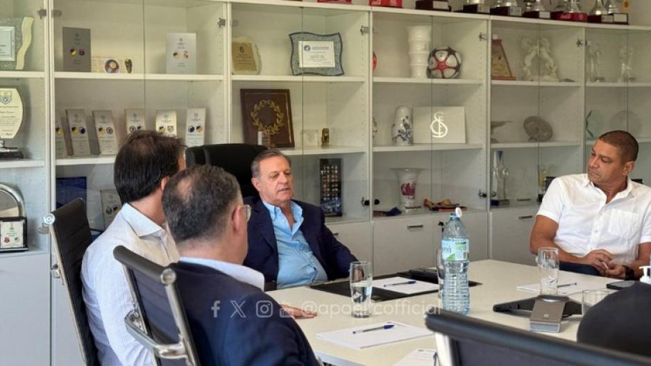 Διάσκεψη εταιρείας F8 Sports για τη συμφωνία με ΑΠΟΕΛ