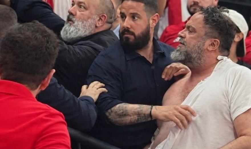 Πιάστηκαν στα χέρια Βαγγέλης Μαρινάκης και Γρηγόρης Δημητριάδης στο Telekom Center!