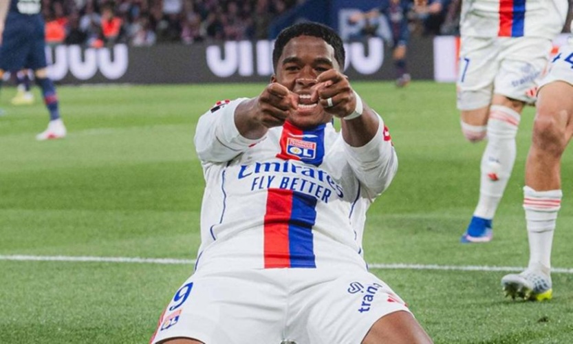 Άλωσε την έδρα της Παρί Σεν Ζερμέν και έκανε δώρο στη Λανς η Λιόν! (ΑΠΟΤΕΛΕΣΜΑΤΑ)