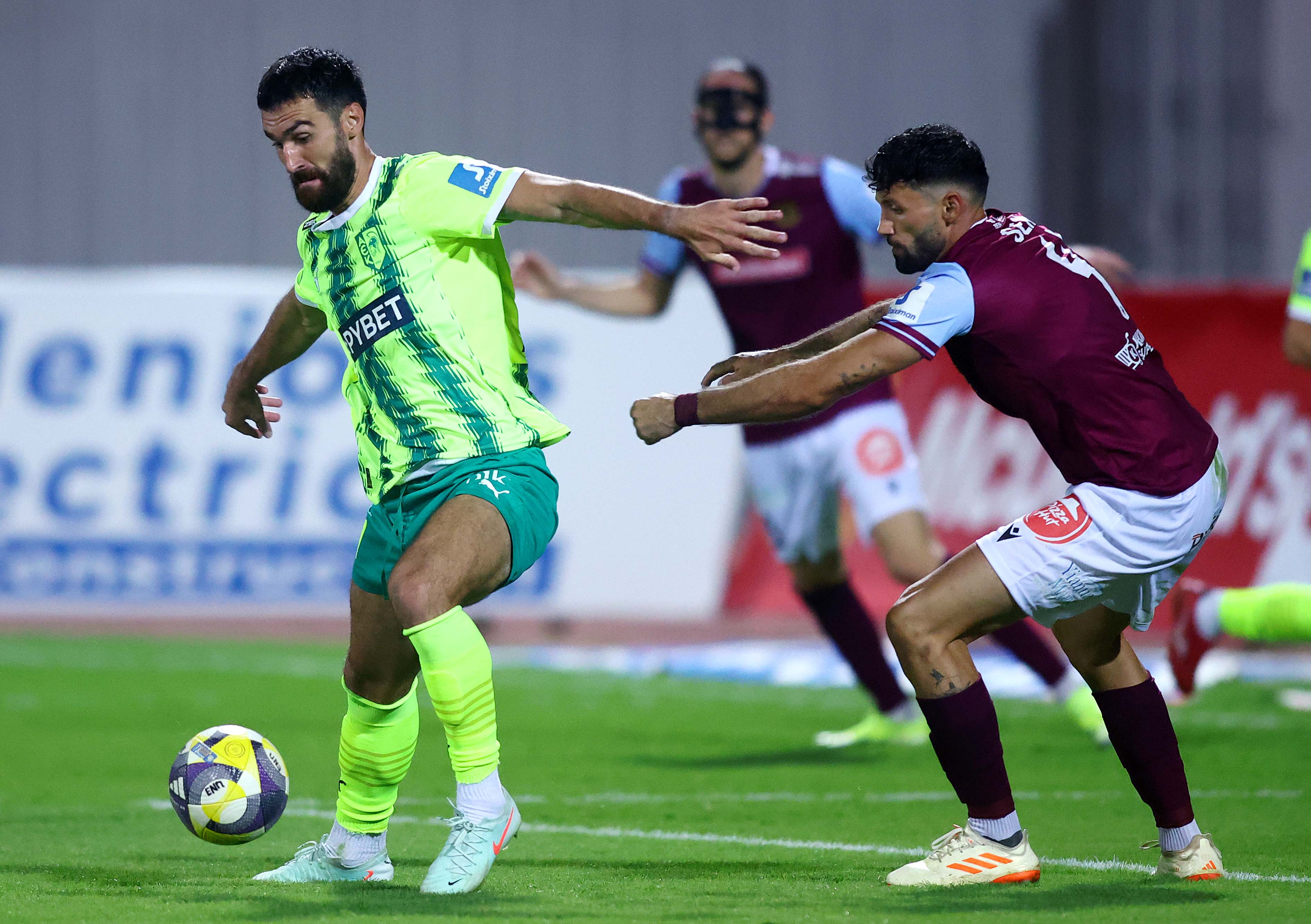 Μιλίτσεβιτς-Ιβάνοβιτς... διπλό