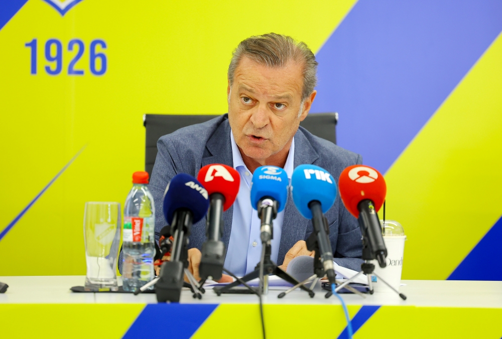 ΑΠΟΕΛ – Πετρίδης: Οι ενέργειες για το ενδεχόμενο ναυαγίου με Βραζιλιάνους ΑΠΟΕΛ – Πετρίδης: Οι ενέργειες για το ενδεχόμενο ναυαγίου με Βραζιλιάνους