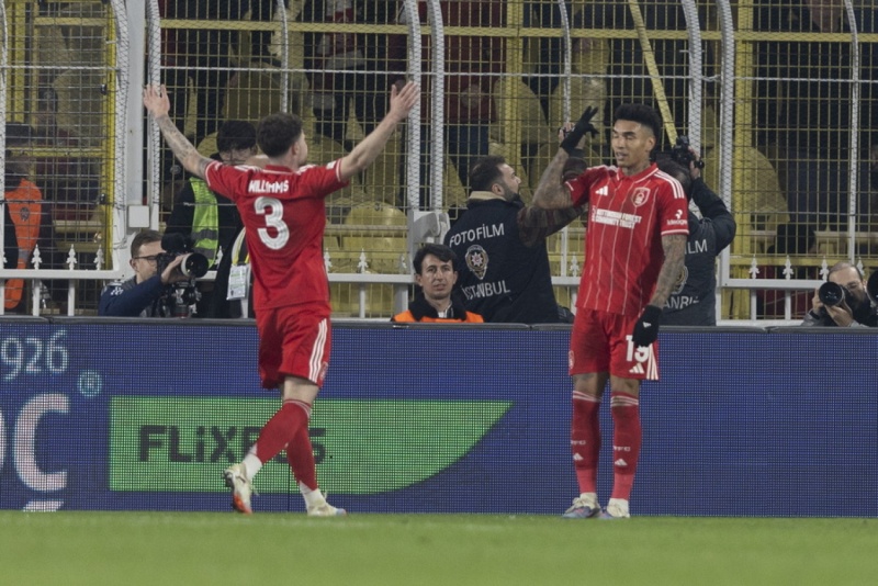 Άλωσε το Ζάγκρεμπ η Γκενκ, διπλό η Μπολόνια, τριάρα... πρόκρισης μέσα στην Τουρκία η Νότιγχαμ!