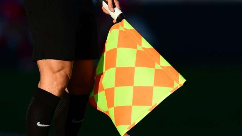 «Έριξαν» στην ανοικτή κατηγορία βοηθό διαιτητή – Ζήτησε τους λόγους… ούτε φωνή, ούτε ακρόαση