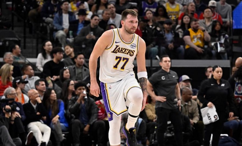 NBA: Έχασαν τον Ντόντσιτς και ηττήθηκαν στο ντέρμπι του LA οι Λέικερς - Νίκη στο φινάλε για Γουόριορς (ΑΠΟΤΕΛΕΣΜΑΤΑ - 10 VIDEOS)