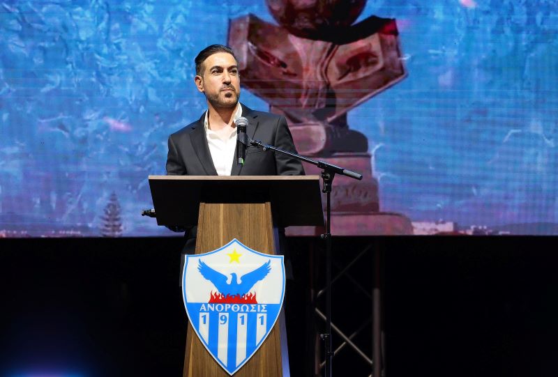 Εκπέμπουν σε άλλες συχνότητες! Tέλος στην εποχή της πλατφόρμας...