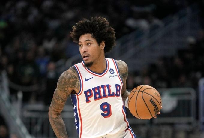 Σοκ στους Σίξερς: Παρασύρθηκε από όχημα ο Κέλι Ούμπρε