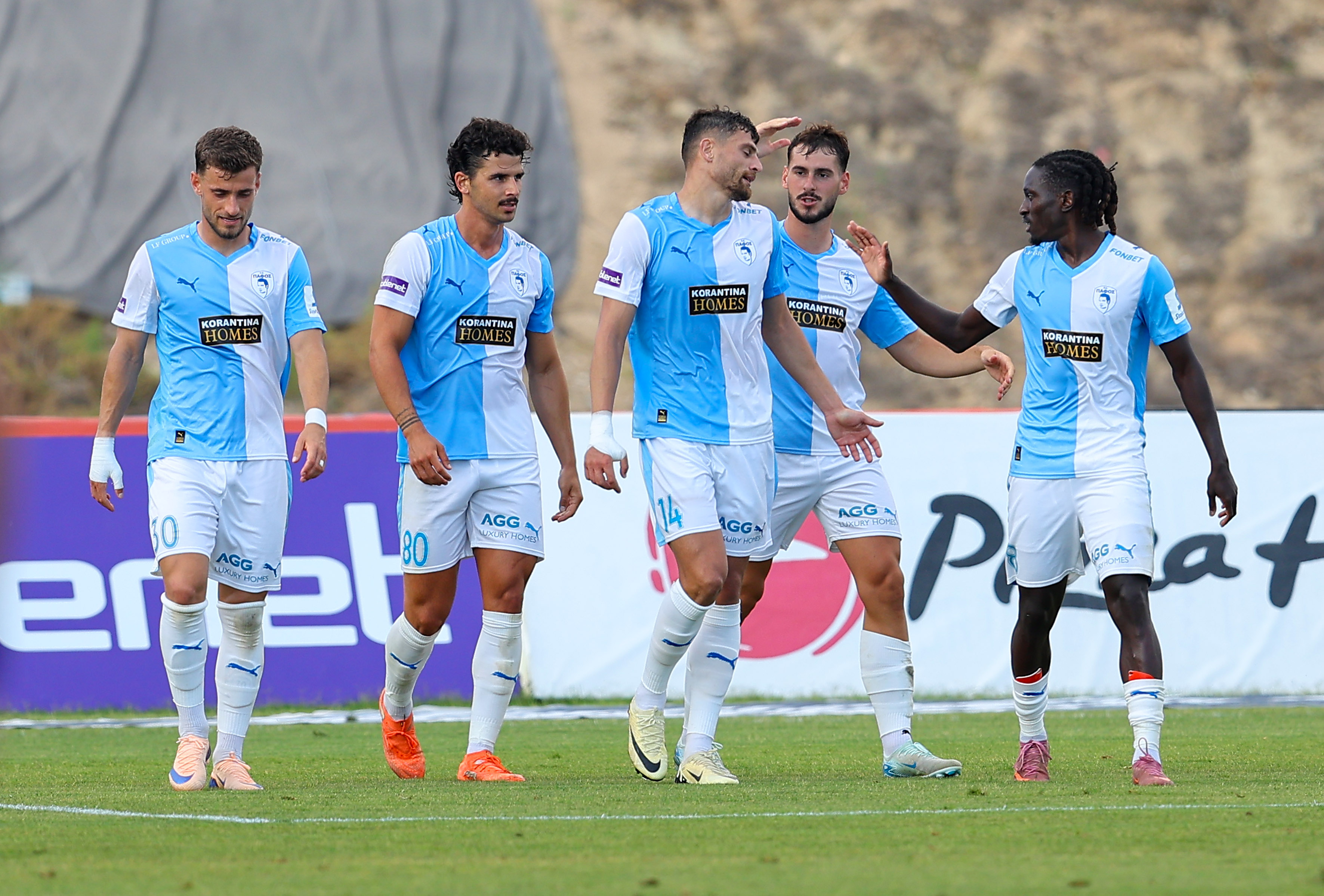 ΠΑΦΟΣ-ΑΠΟΕΛ 2-0: Νίκησε και βλέπει... τελικό!
