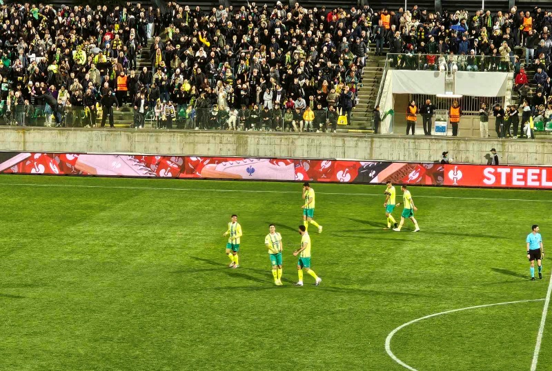 ΧΑΜΟΣ στην Αρένα μετά το 1-1 με Σαμπορίτ! (ΦΩΤΟΓΡΑΦΙΕΣ)