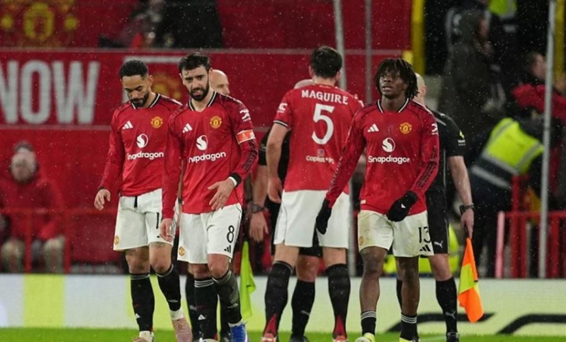 Κατάντια: Μόλις 40 ματς σε μια σεζόν για τη Μάντσεστερ Γιουνάιτεντ για πρώτη φορά εδώ και... 110 χρόνια!