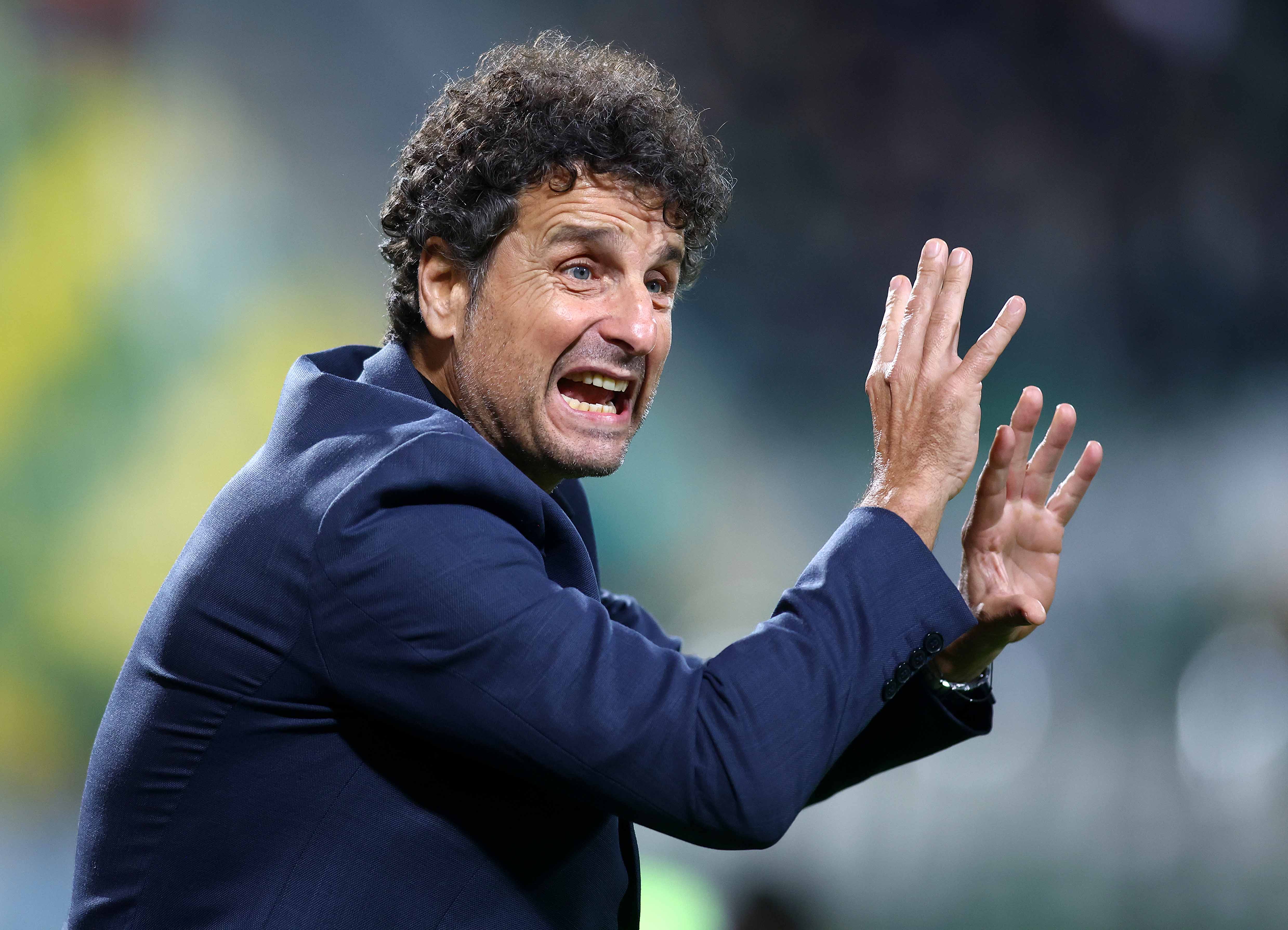 ΙΔΙΑΚΕΘ: Τι είπε και αποθέωσε Σεμέδο – Πως ΑΠΟΚΑΛΕΣΕ τους παίκτες του