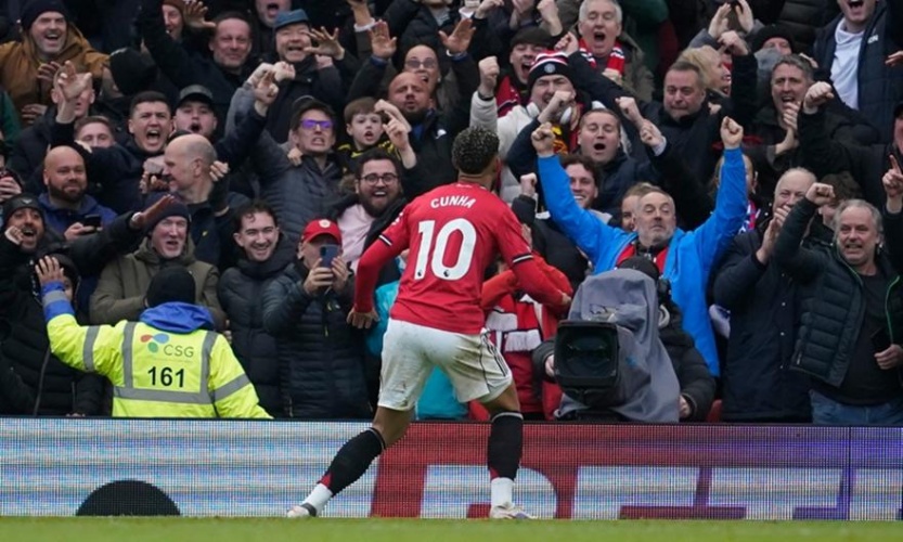 Η Γιουνάιτεντ ανέβασε στροφές, λύγισε την Άστον Βίλα και πάτησε γερά στην 3η θέση!