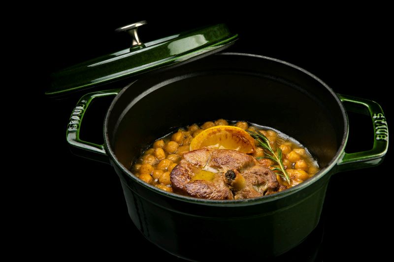 Τι θα βγάλουν τα «μαγειρέματα»… 