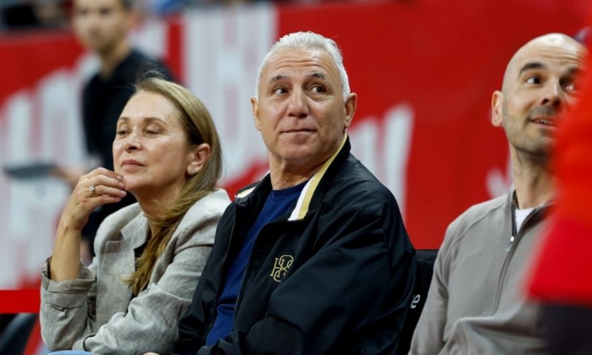 Ξεχωριστή παρουσία στη Σόφια: Ο θρυλικός Χρίστο Στόιτσκοφ βλέπει Χάποελ-Ολυμπιακός!