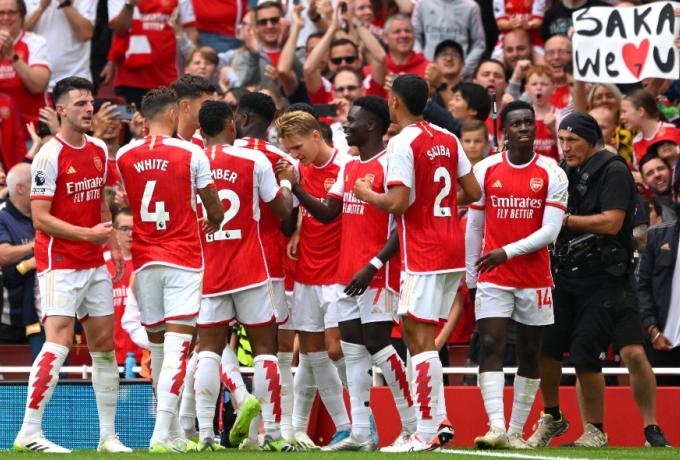  Ίδρωσε στο φινάλε αλλά λύγισε την Φόρεστ η Άρσεναλ 