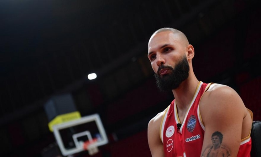 Ολυμπιακός: Τα προβλήματα τραυματισμών που αντιμετωπίζουν Γκος, Παπανικολάου και Φουρνιέ
