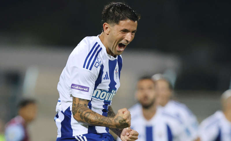 Σένσι: ‘Δεν έχω κανένα σχόλιο να κάνω για το μέλλον μου’