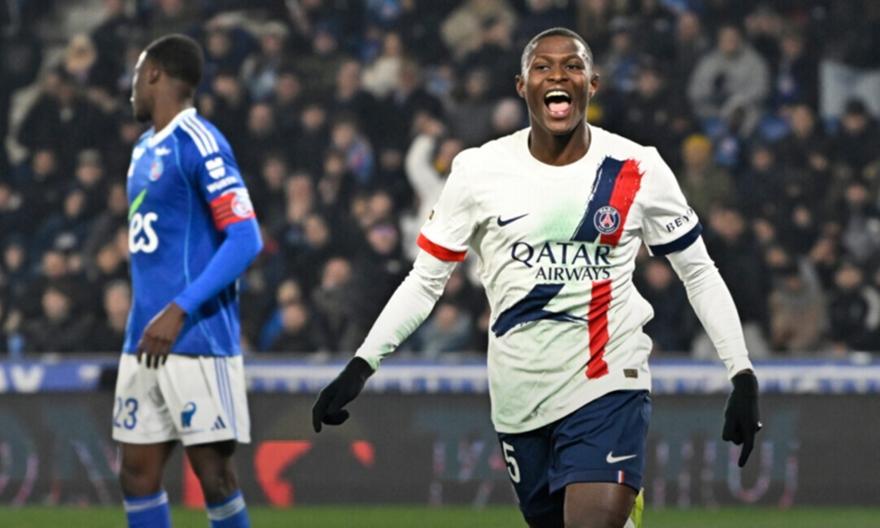 Πέρασε δύσκολα από το Στρασβούργο και διατήρησε το +2 από τη Λανς η Παρί!