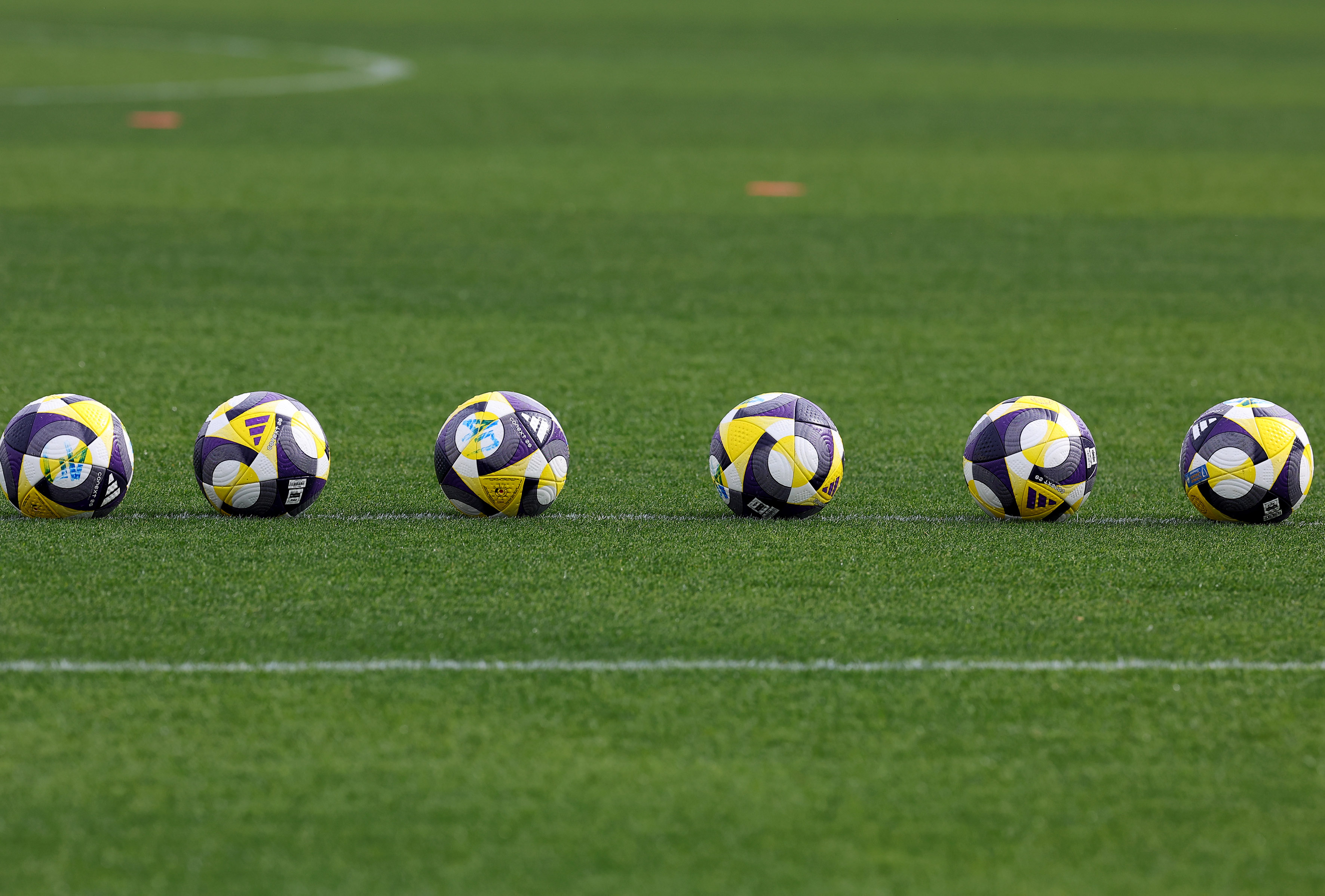 ΟΡΙΣΤΙΚΟ: Στις 18:00 το ντέρμπι Ομόνοια-ΑΠΟΕΛ