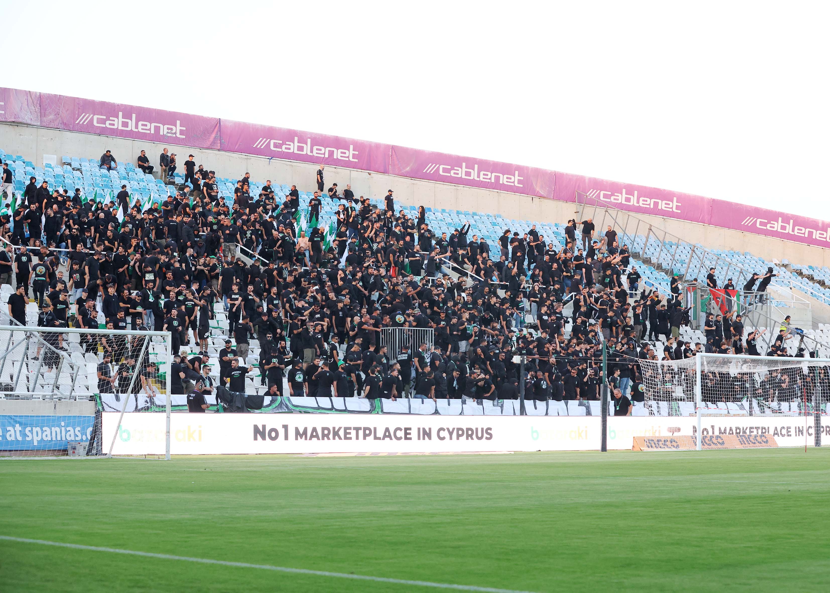 Στη βόρεια η Θύρα 9 - ΦΩΤΟΓΡΑΦΙΑ