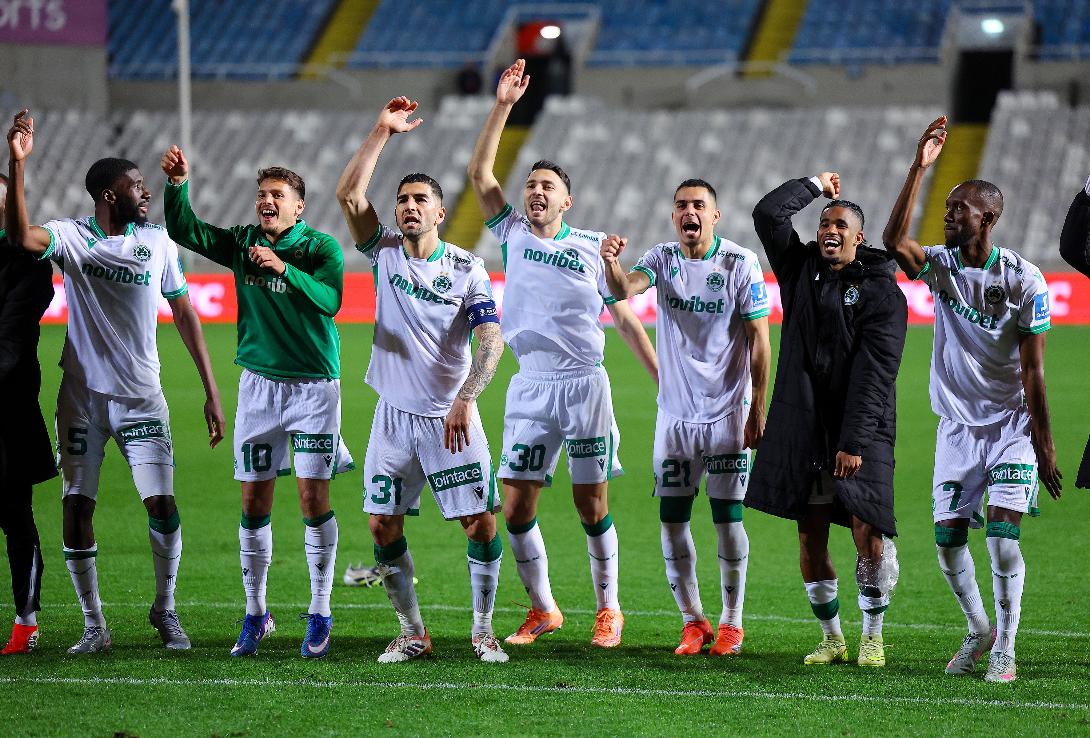 Έγινε «ένα» ο κόσμος με τους παίκτες: Πάρτι τίτλου στο ΓΣΠ! (ΒΙΝΤΕΟ)