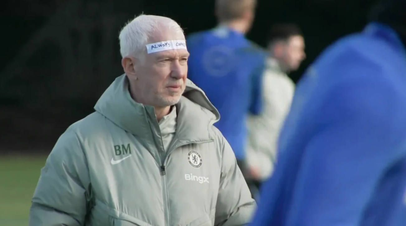 Cult στιγμές στην Τσέλσι - Τι ο φυσιοθεραπευτής πριν το ματς με την Πάφο (ΒΙΝΤΕΟ)