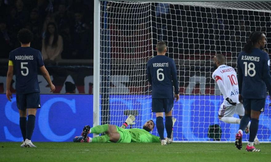 «Άλωσε» το Παρίσι και έβαλε φωτιά στο πρωτάθλημα η Λιόν!