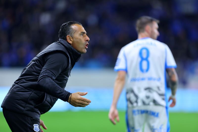 Ποιο όνομα θεωρείται «κλειδωμένο» για τη λίστα εξόδου…