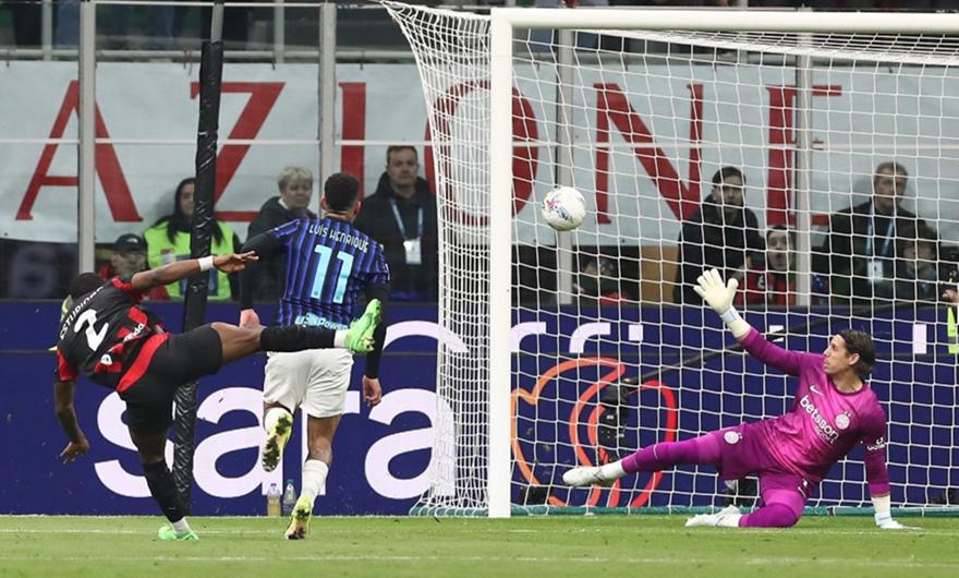 Ένα δίλεπτο, δυο καθοριστικές φάσεις και η Μίλαν στο -7 με θρίαμβο στο Derby della Madonnina