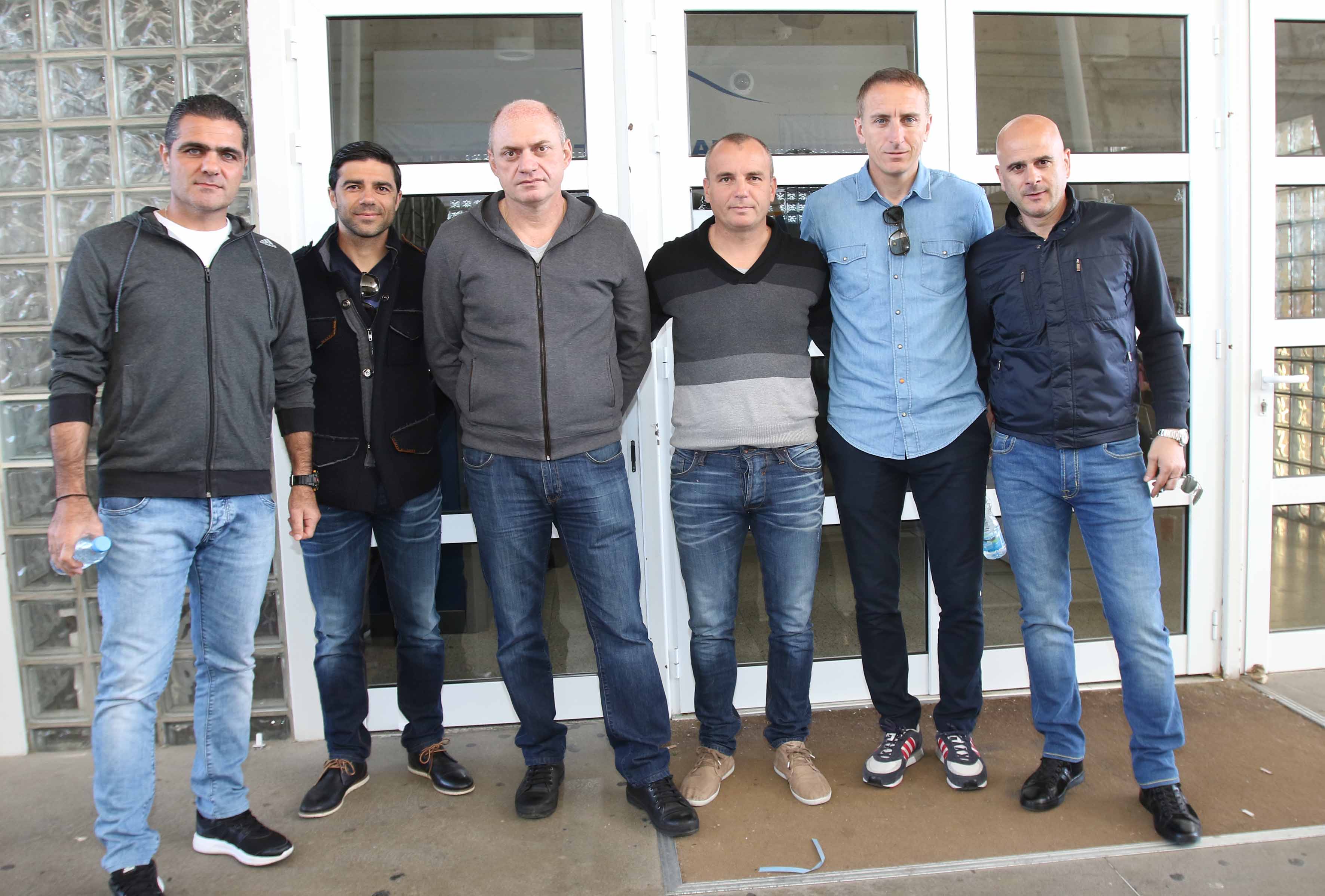 ΔΗΜΟΣΙΕΣ ευχαριστίες σε ΤΙΜΟΥΡ...