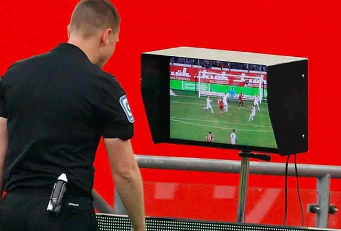 Μετά το VAR έρχεται ο «iPad-διαιτητής»; Μετά το VAR έρχεται ο «iPad-διαιτητής»;