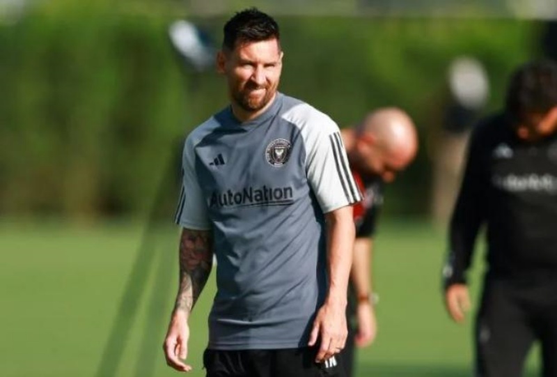 Τραυματίστηκε στην προπόνηση ο Μέσι