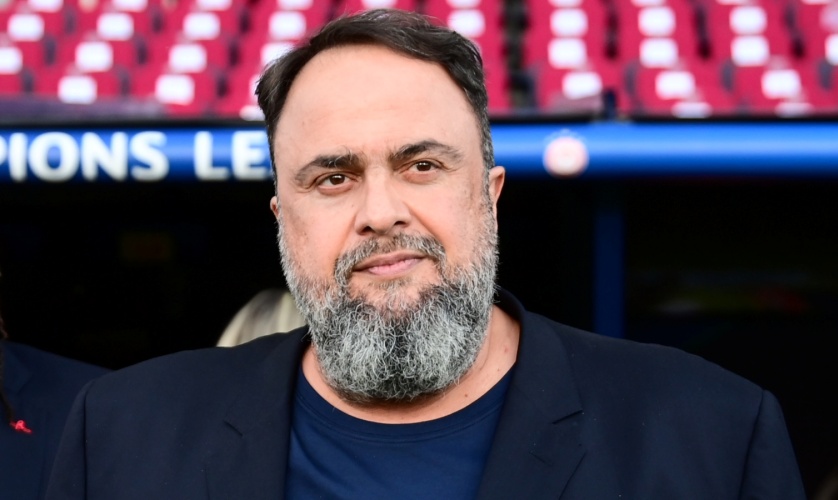 Σάλος με τις δηλώσεις Τζον Τέξτορ για «ευέλικτες συναλλαγές» με τον Βαγγέλη Μαρινάκη – Προχώρησε σε αποσαφηνίσεις