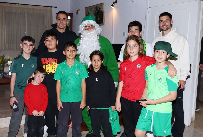 ΡΕΚΟΡ δώρων από τον... Πράσινο Άγιο Βασίλη το 2025!