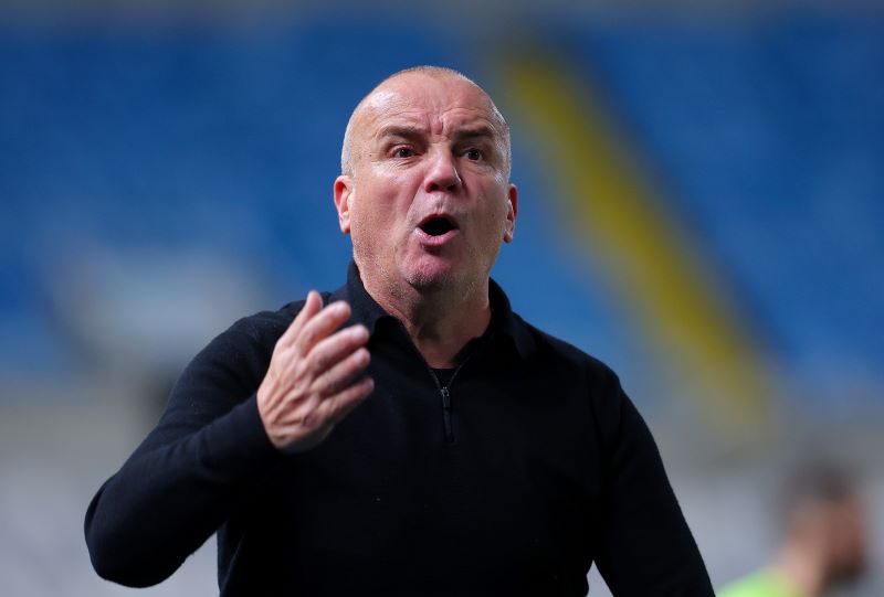 «Από το μύγα ξύγκι» ο Κωστή! 