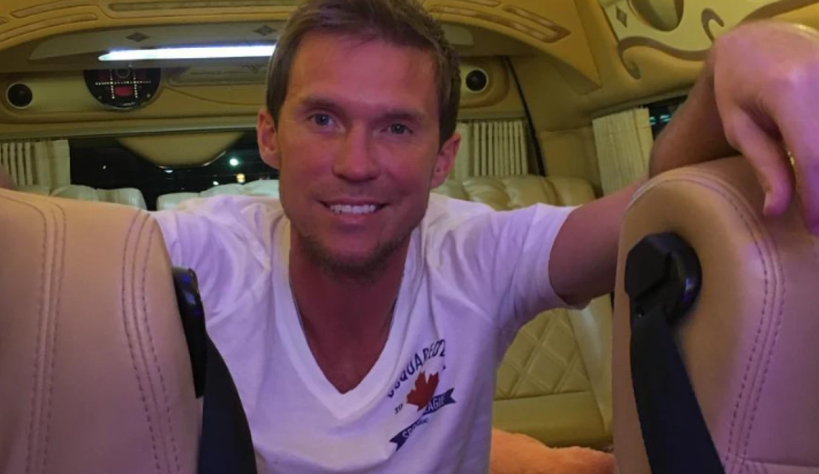 «Έβαζε αλκοόλ στο μπουκάλι του ισοτονικού και έπινε στον πάγκο» - Σοκάρει η αποκάλυψη για πρώην σταρ του ποδοσφαίρου