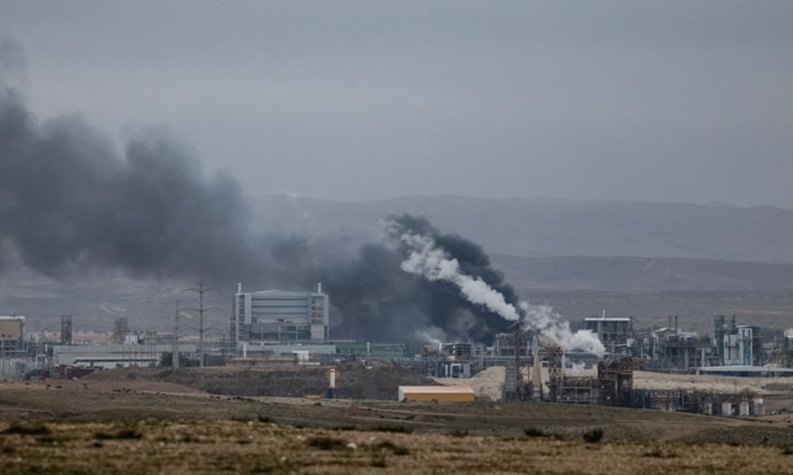 Ιρανική επίθεση σε εργοστάσιο χημικών στο Ισραήλ – Φόβοι για διαρροή επικίνδυνων υλικών