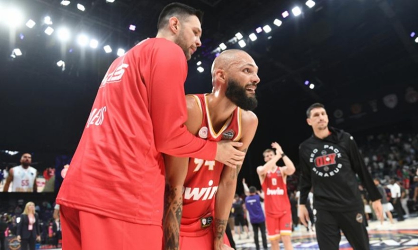 Ολυμπιακό… ΝΑΥΑΓΙΟ στην έρημο | Thema Sports Αθλητικές Ειδήσεις