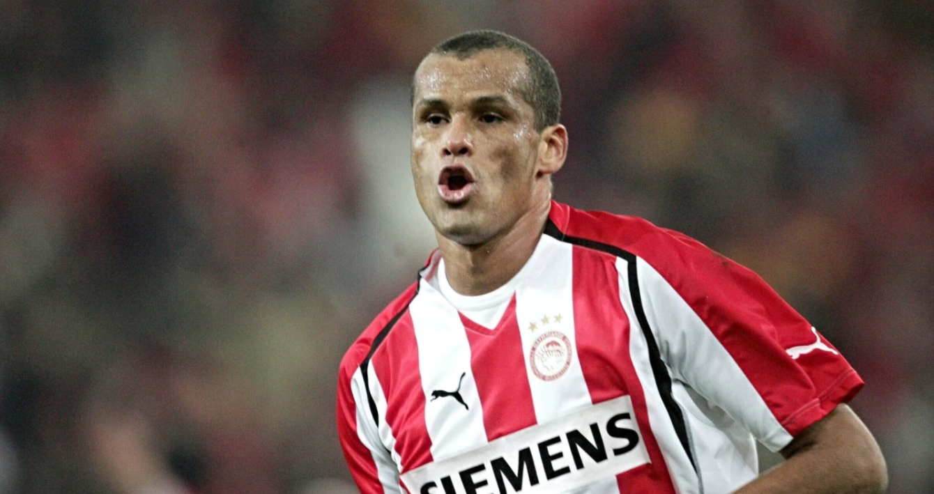 5+1 αξέχαστες ερυθρόλευκες μεταγραφικές ιστορίες