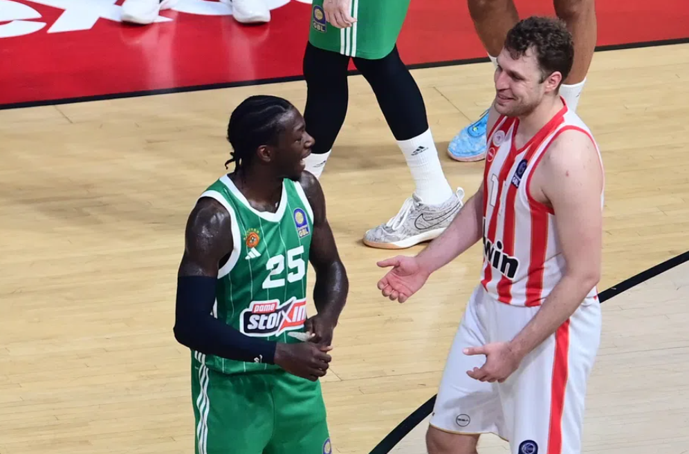 Βεζένκοφ ή Ναν: Η μάχη για την κορυφή των σκόρερ στη regular season