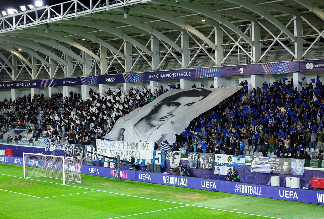 Πάφος-Σλάβια: Παντού ο Ευαγόρας! Υποδοχή με ένα μεγάλο πανό και μήνυμα με νόημα από την Θύρα 5 - ΦΩΤΟΓΡΑΦΙΕΣ