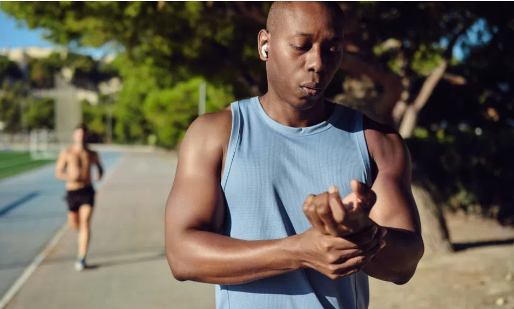 Καρδιακός ρυθμός ηρεμίας: Τι σημαίνουν οι παλμοί σου για την υγεία και τη φυσική σου κατάσταση