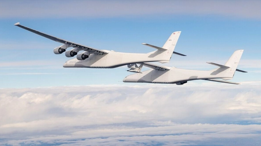 Το αεροσκάφος με το μεγαλύτερο άνοιγμα φτερών: Ξεπερνάει στο μήκος γήπεδο αμερικανικού ποδοσφαίρου (ΒΙΝΤΕΟ)